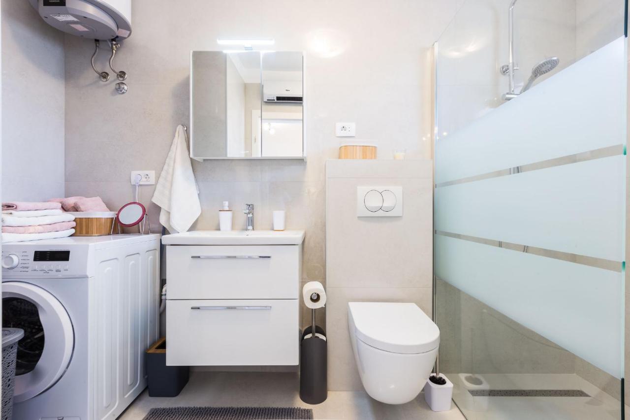 Petra Modern Apartment With Free Parking And Bbq Zadar Buitenkant foto