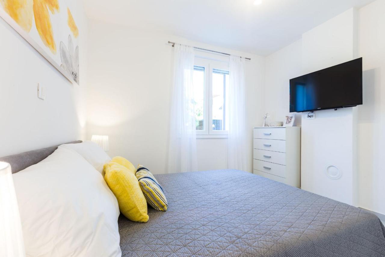 Petra Modern Apartment With Free Parking And Bbq Zadar Buitenkant foto
