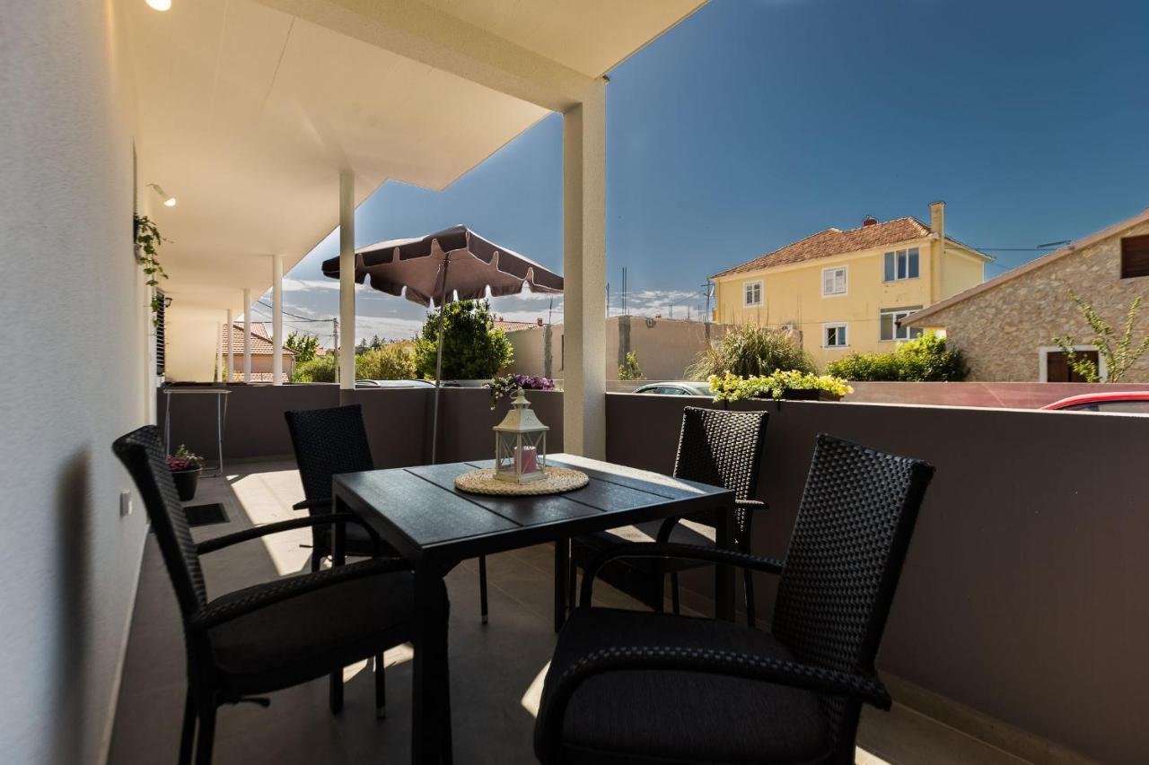Petra Modern Apartment With Free Parking And Bbq Zadar Buitenkant foto